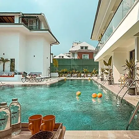 Hotel Scape 5*