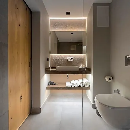 Hotel Scape 5*