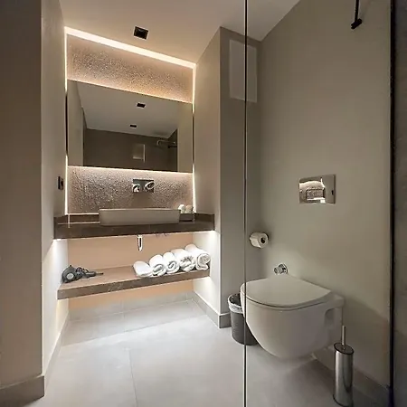 Hotel Scape Cedit